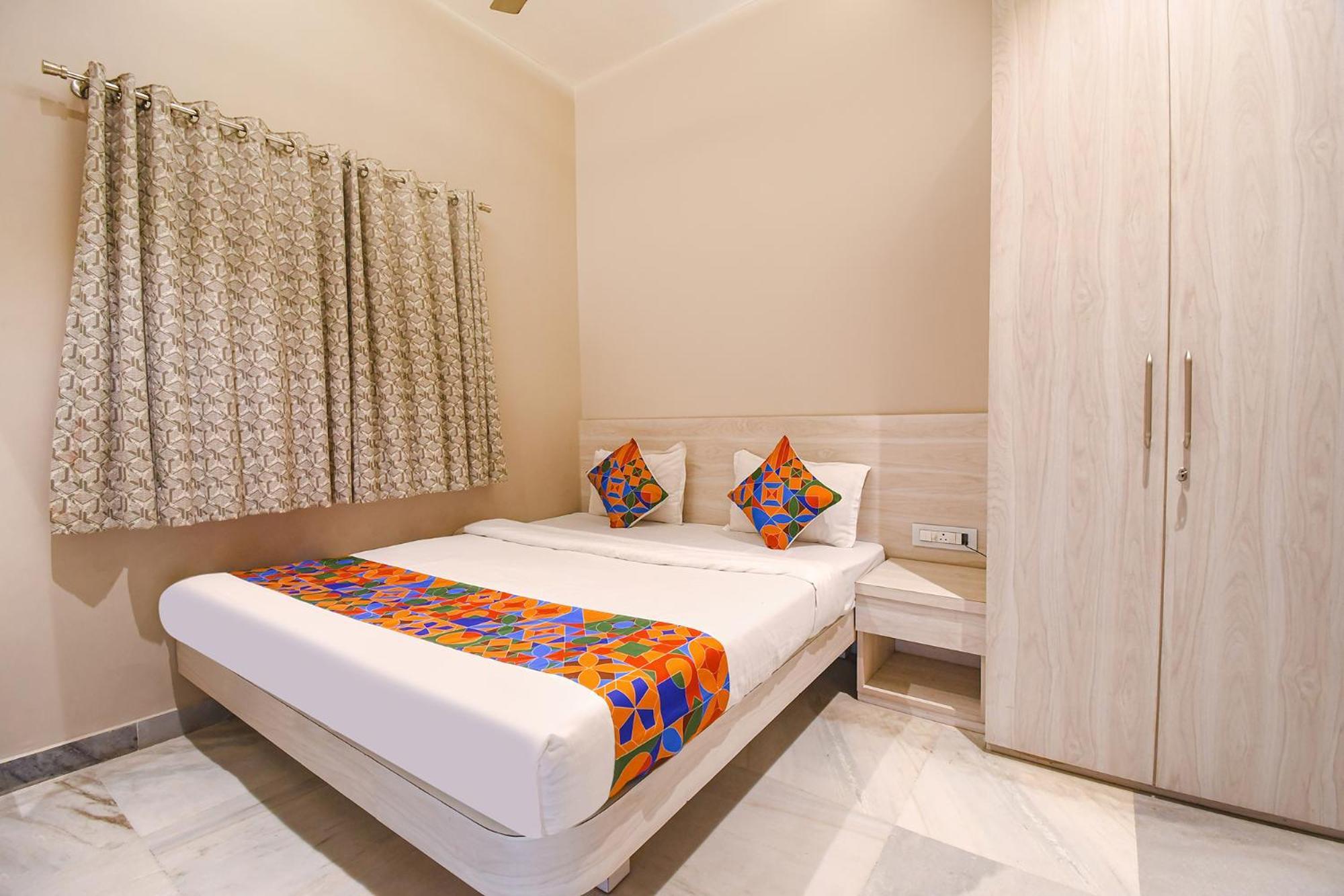 Fabhotel Kitchen Q Inn - Belaghata Калькутта Экстерьер фото